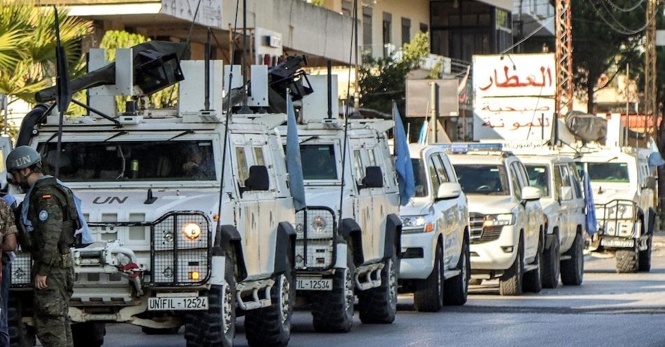 レバノン戦争、ユニフィルは認める：イスラエルが我が国の基地のうち3つを攻撃した（そのうち2つはイタリア軍）。負傷した同胞はいない