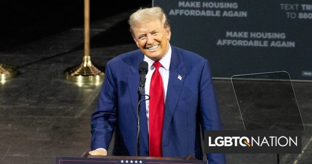 トランプ大統領の牧師らは、反キリストは「ユダヤ系同性愛者」になるだろうと述べ、トランプ大統領は、創設者の団体から支持されることを「大変光栄」だと述べた。