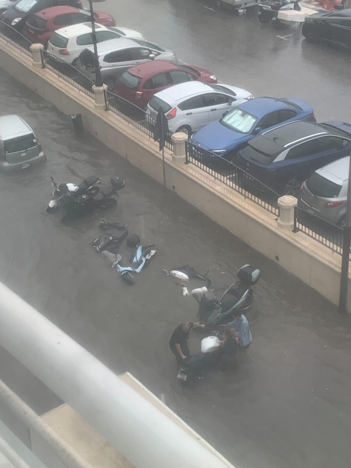 車両損害賠償請求