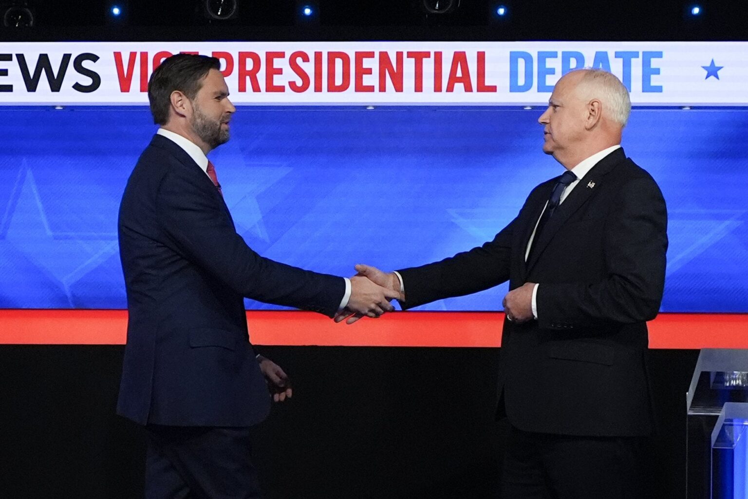 ティム・ウォルツ氏、副大統領候補討論会後、JD・ヴァンス氏よりも投票数が大幅に増加