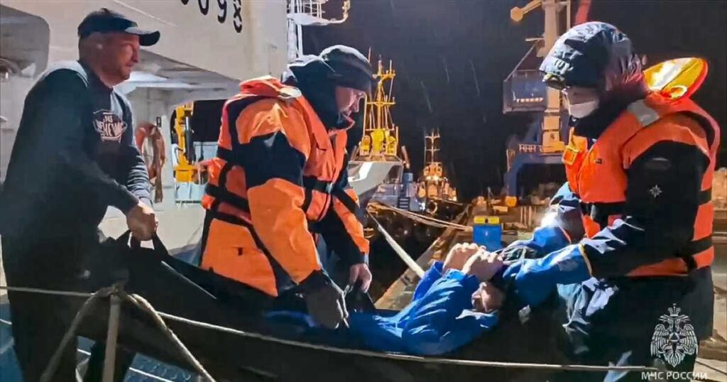 「オホーツク海を2カ月間漂流」行方不明のボート発見、ロシア人男性生存も他2名は死亡（餓死・食事拒否）