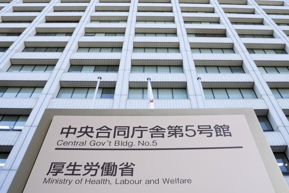１０６万円の壁、撤廃了承 厚生年金、年収問わず加入 ― 勤務先の従業員数要件もなくす