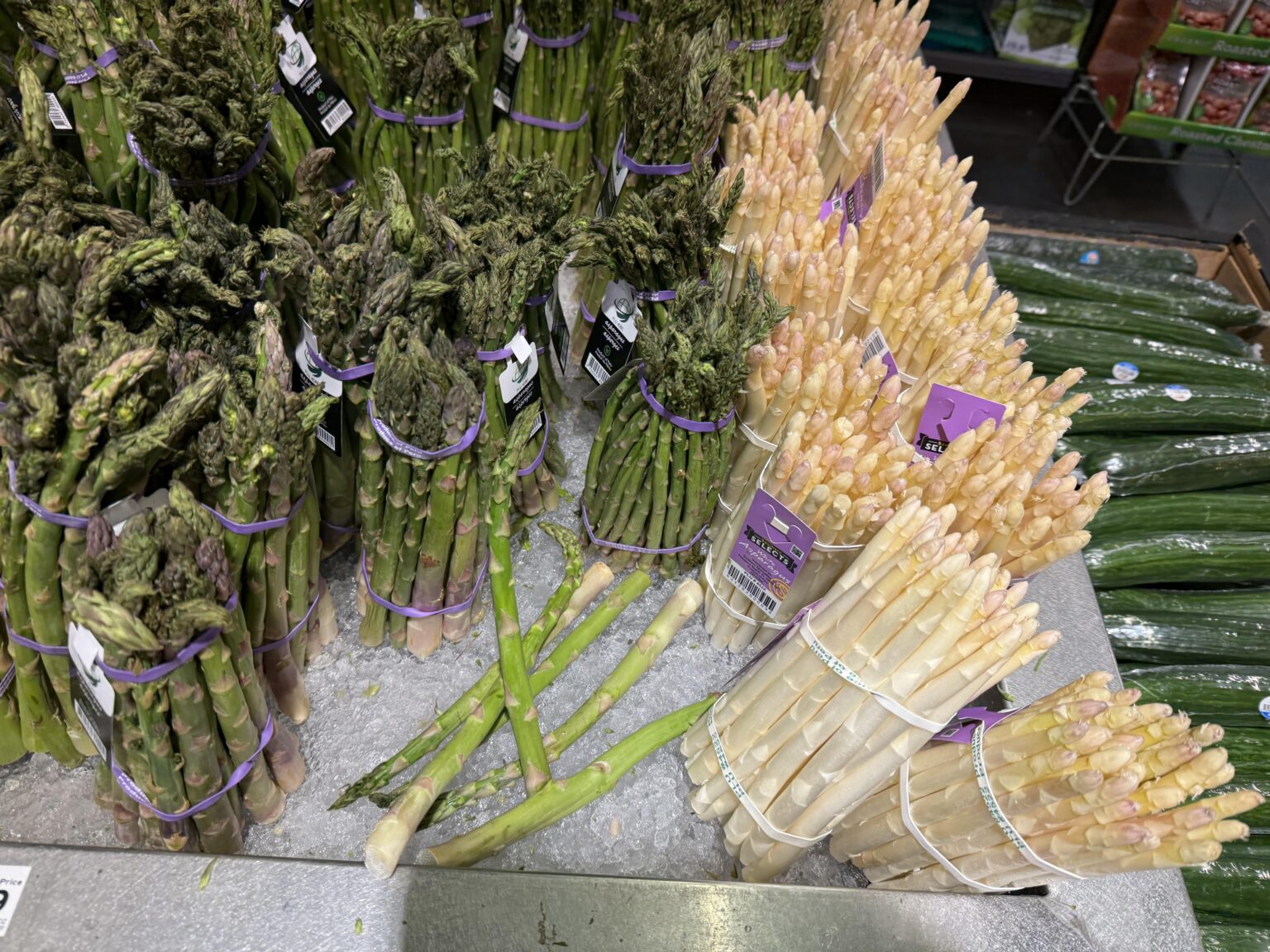 季節外れのホワイトアスパラガスが売られているのを見かけたら買いますか？