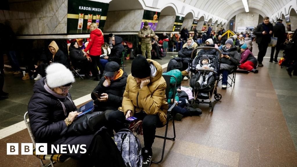 ゼレンスキー氏、ロシアのクリスマス当日の「非人道的な」攻撃を非難 | ロシアのクリスマス当日の攻撃ドナルド・トランプは「プーチン大統領に戦争をエスカレートさせないように」と言ったと言いませんでしたか？