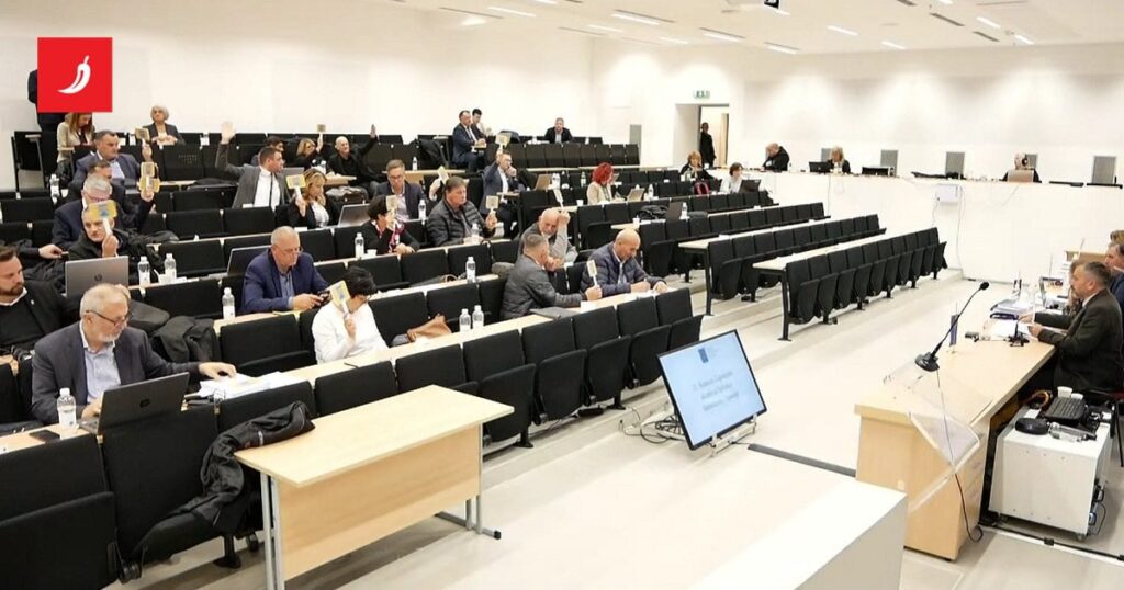 ダルマチアの民進党議員は、全体主義政権の犠牲者の博物館の建設を提案した。 HDZ が受け入れられました