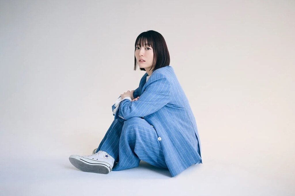 花澤香菜さんのファンクラブイベント、開演19時間前に突如発表「会場となる山野ホール（学校法人山野学苑）より通達があり、山野ホールを一般公衆に貸し出すことは法令上の問題があり、利用者の安全確保の見地から明日の山野ホールの使用ができないことが判明しました」