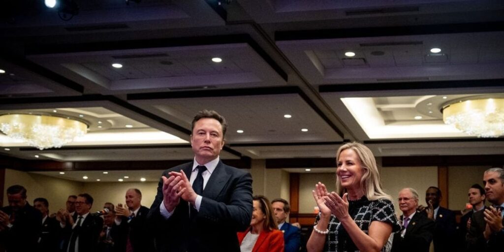 監視団体は、世界で最も裕福なイーロン・マスク氏が「社会保障に宣戦布告」したと発表 | 「イーロン・マスクの委員会は、ウォール街幹部に社会保障を与えることで、私たちの社会保障を破壊する陰謀だ。そうすれば、あなたは何も得られず、彼らはすべてを手に入れることができる」と、ある擁護者は警告した。