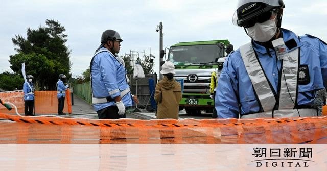 土砂搬出現場で死亡事故、崩れた暗黙の了解 ダンプ運転手が語る予兆 [沖縄県]：朝日新聞デジタル