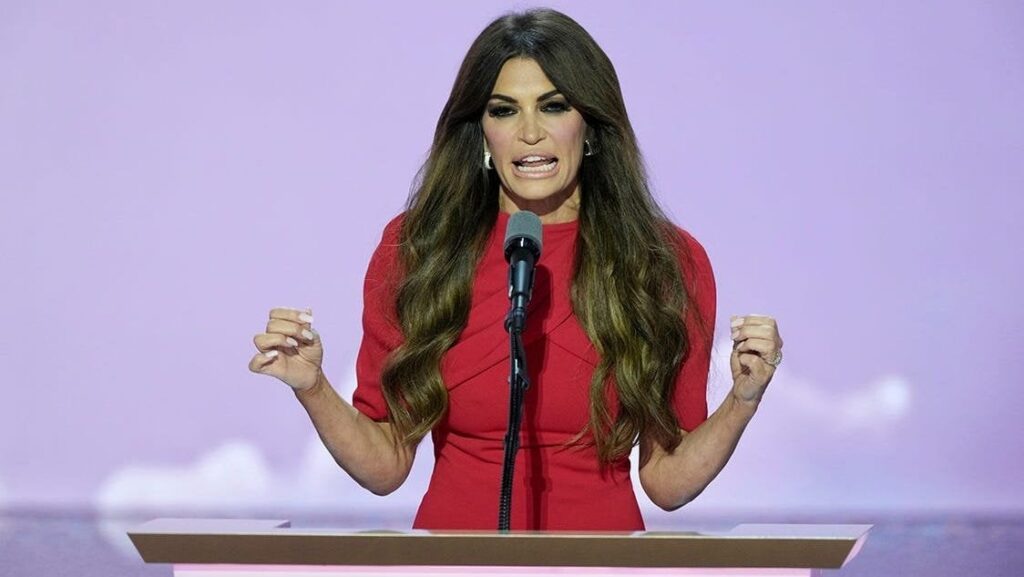 ドナルド・トランプ大統領、元FOXニュース司会者のキンバリー・ギルフォイル氏を駐ギリシャ大使に任命