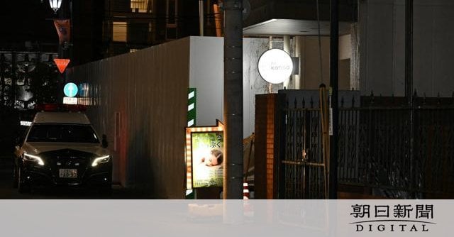 飲食店から搬送の男性死亡 流血し全身にあざ 通報者事情知る？埼玉