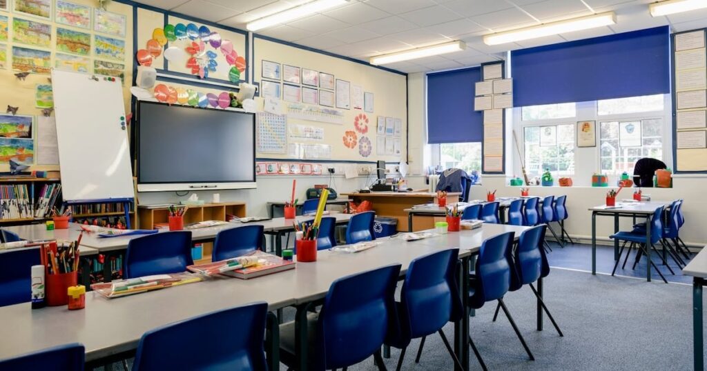 問題行動のある生徒に対する学校での隔離措置の禁止
