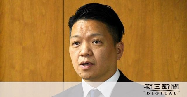 岸和田市長の不信任、市議会で可決　性的関係問題めぐり女性と和解