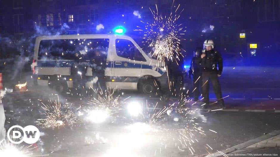 ドイツ：警察と医師が全国的な花火禁止を要請