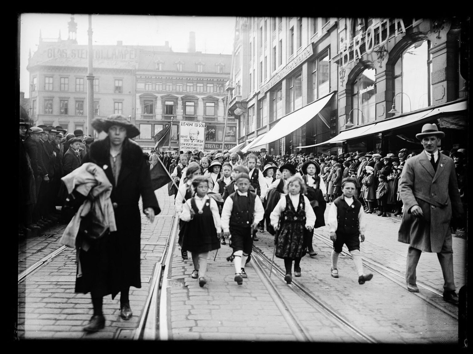 この 1924 年の写真がノルウェーのどこで撮影されたか知っている人はいますか?