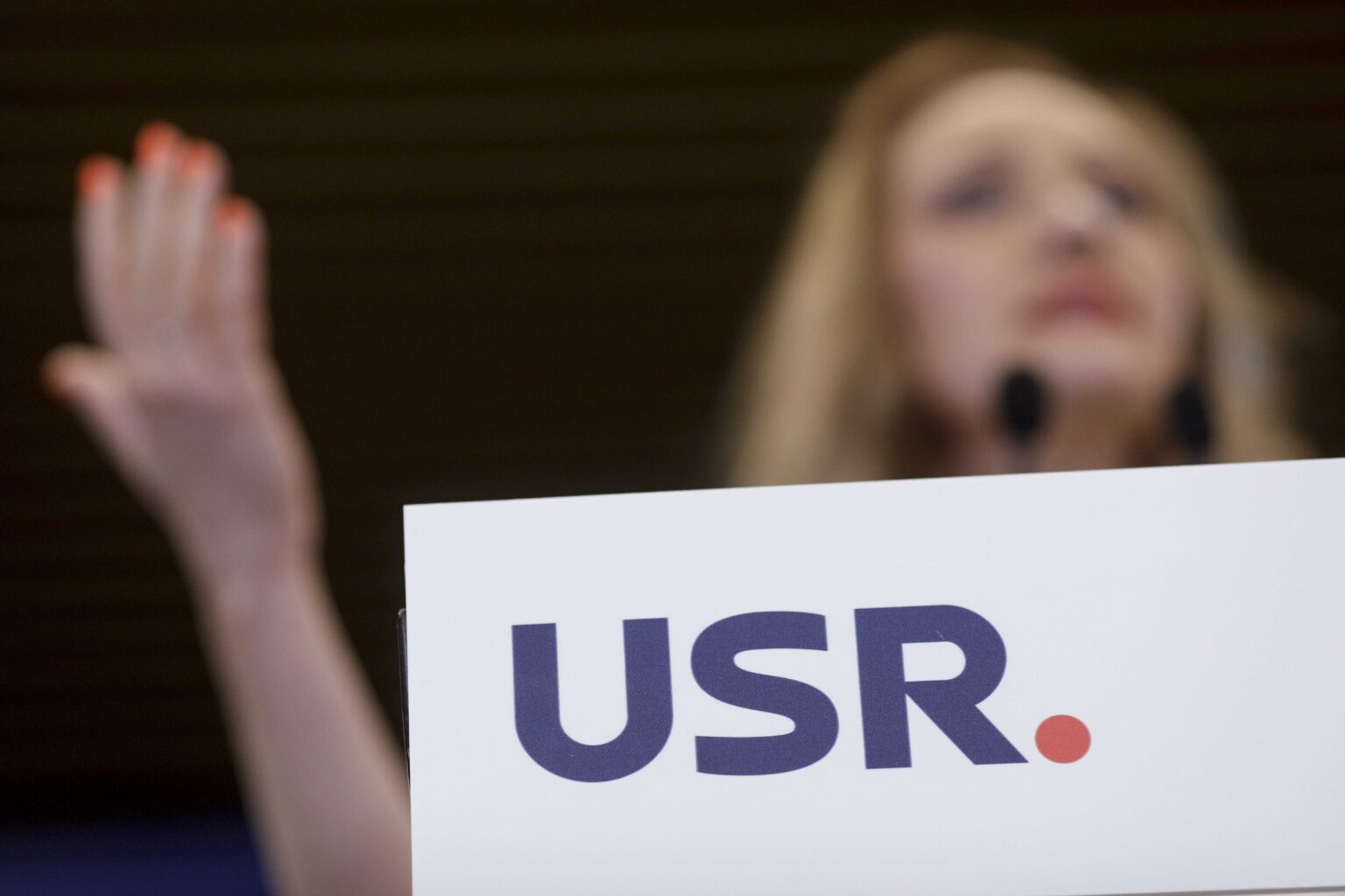 PHOTO USR、新執行部のガバナンス・プログラムの一部がUSRのウェブサイトから盗用されたと非難
