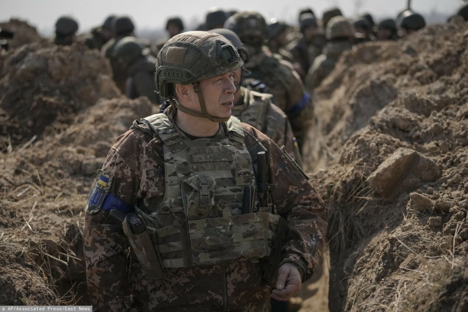ウクライナ軍司令官、最前線の地図プロジェクトを沈黙させようとする