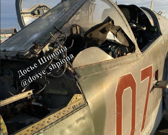 ロシアのSu-25が飛行中に偵察無人機と衝突