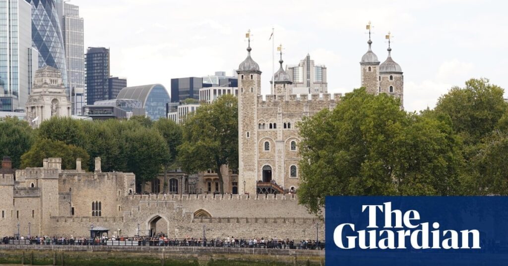 ロンドン塔の大砲「違法密輸」アイルランドと係争中