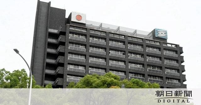 「前部長に見せられた」兵庫百条委に県議説明 告発者情報の漏洩疑惑 ― 告発文書とは関係ない私的情報をファイルにとじて