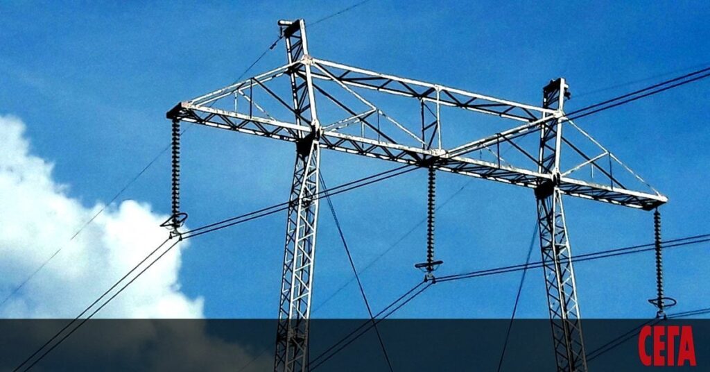 なぜ国の西部の多くの集落で電気が通っていないのか不思議です。 なぜ国の西部の多くの集落で電気が通っていないのか不思議です。