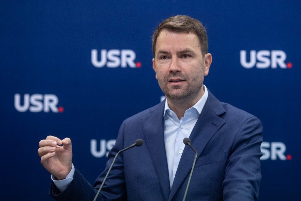 Cătălin Drula: 特に PSD ですが、PNL も以前とまったく同じように継続したいと考えています。おそらくチョラク首相もそうだろう。まだ策略があります。すべては策略によるものです。すべては嘘つき/彼らはUSRを望んでいない。彼らは改革を望んでいません。彼らは「通常通りのビジネス」を続けたいと考えています