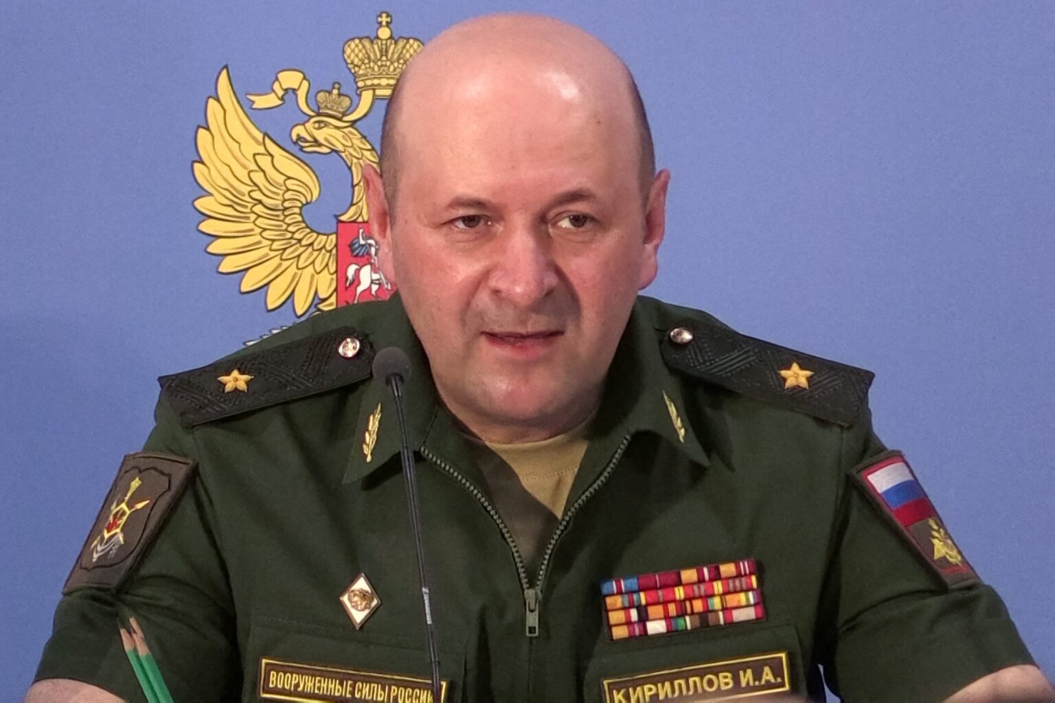 スクーターで爆弾によりロシアの化学兵器将軍が死亡