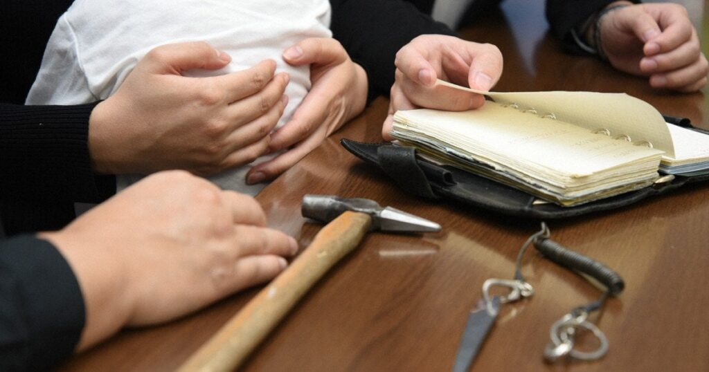 ダブルワークで自殺 「労災」認定 大学と企業の掛け持ちの60歳 | 毎日新聞