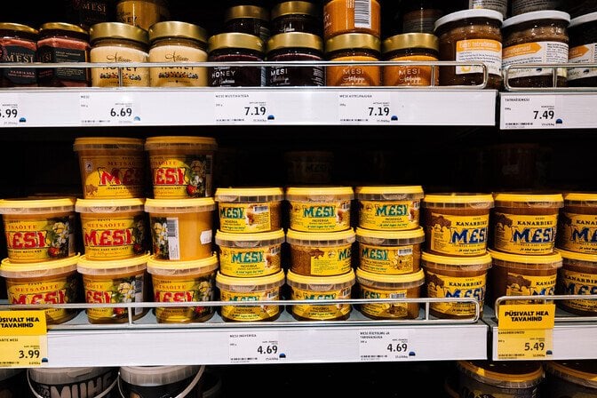 エストニアの店で売られている31%の蜂蜜は本物ではない