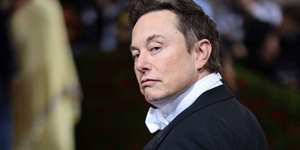 マスク氏の初等民主党への脅迫でスーパーPAC禁止を求める新たな声が高まる