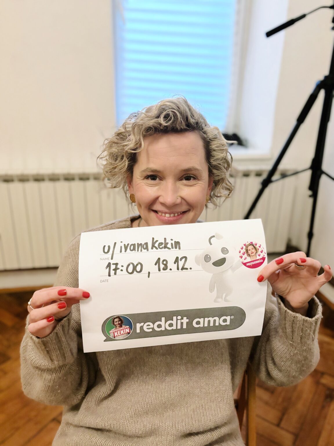AMA – イヴァナ・ケキン、大統領候補および国会議員 AMA - イヴァナ・ケキン、大統領候補および国会議員