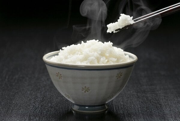 「コメがない」正体と「品薄のワケ」…リスクに弱い“日本のコメ政策” 高止まりは2025年の新米流通時期まで続く予想｜FNNプライムオンライン