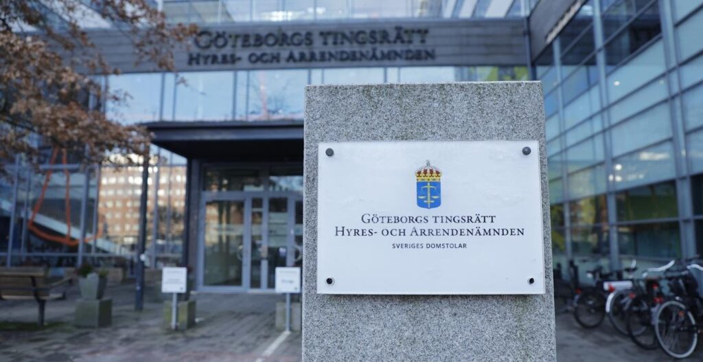 フロルンダで集団レイプされ男性2人が国外追放される