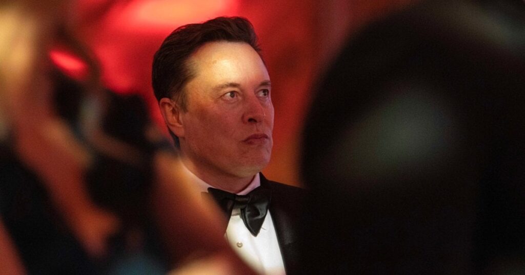 世論調査：国民の多くがトランプ陣営におけるイーロン・マスクの役割に不支持