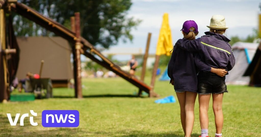 フランドル地方の青少年運動で会員数が減少、スカウトとチロは考えられる原因を調査中