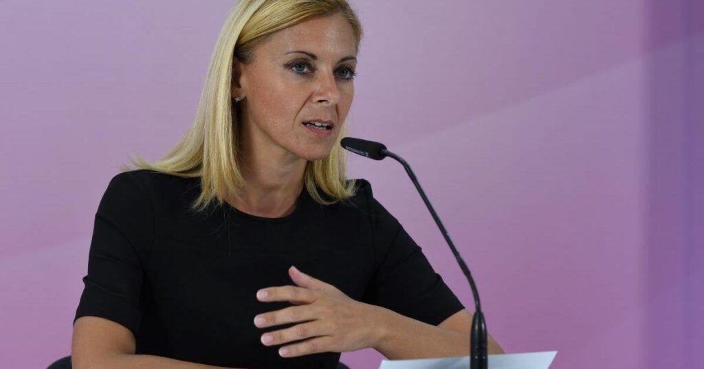 スキャンダルで2度解雇された元大臣ジャスティン・カルアナは、マルタ税務関税局で週30時間の仕事で7万8000ユーロを支払った