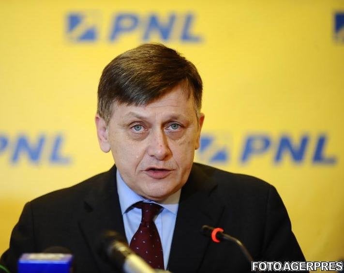 PSD-PNL-UDMR大統領候補者発表後のクリン・アントネスク氏の第一声：「この立候補は望まなかった、応募しなかった」/なぜ彼が指名を受け入れたのか - HotNews.ro