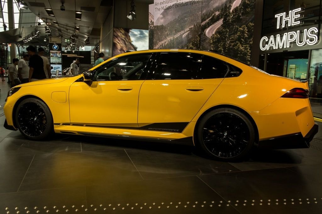 BMW、ロシアに車を違法納入する計画に関与した従業員を解雇