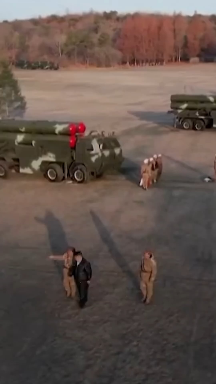 北朝鮮はミサイルの生産を増やしている。 2月11日工場として知られるこの施設は、北朝鮮第2の都市咸鏡市にある龍松エンジニアリング複合施設の一部である。同社はKN-23ミサイルを生産しており、北朝鮮はウクライナ戦争のためにロシアに供給している。