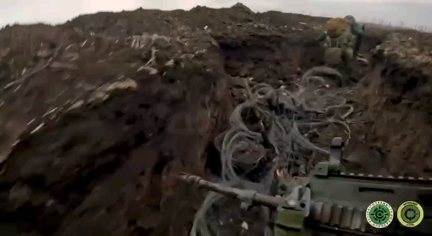 バフムット近郊でロシア軍陣地の掃討