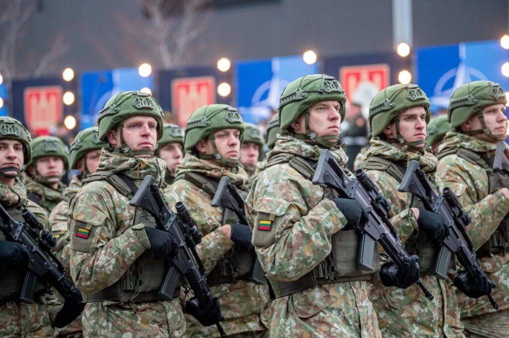 リトアニア、ロシア、ベラルーシ、中国国民の軍隊への参加を禁止 |キャリバー.Az