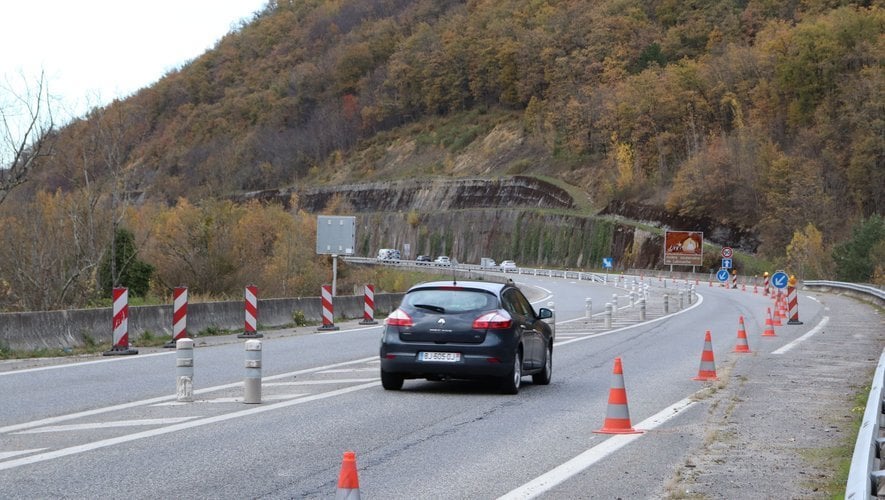 フォワとアンドラの間の道路はイノシシの襲撃のため木曜日に通行止めになる