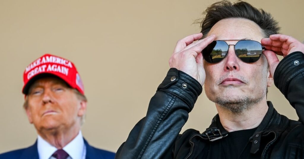 トランプ大統領「イーロン・マスク大統領」の「盲目的」を受けて閉鎖が迫る |テスラの社長が破滅的な取引に対する攻撃を主導した後、次期大統領は巻き返しをすることになった。