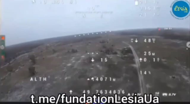 ウクライナの無人機が散弾銃でロシアのUAVを撃破