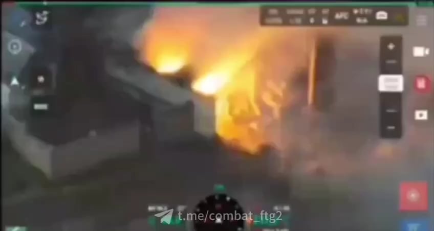 炎上したロシア戦車が炎上し、消火しようとしていた乗組員全員が死亡した