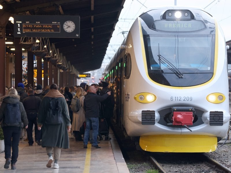 HŽ は 13 両の列車を 1 億ユーロ以上で購入します。ここが彼らが行き交う場所です