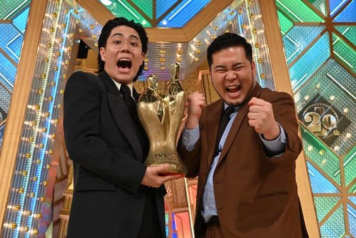 【M－1】令和ロマン史上初の連覇達成！ 真空ジェシカ、バッテリィズとの最終決戦制す