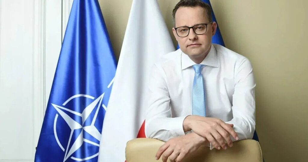 ゲルゲリー・グリャシュ氏はポーランドの元法務次官が政治亡命を認められたことを認めた