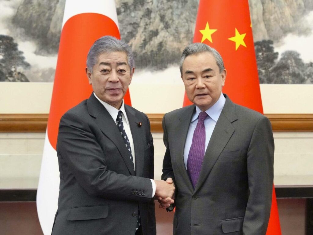 国民感情的には「反日」「反中」が大勢を占める中で両国が急接近、日中友好は本当に深まるのか ―【舛添直言】「王毅外相来日」で合意、次は首脳会談を視野に