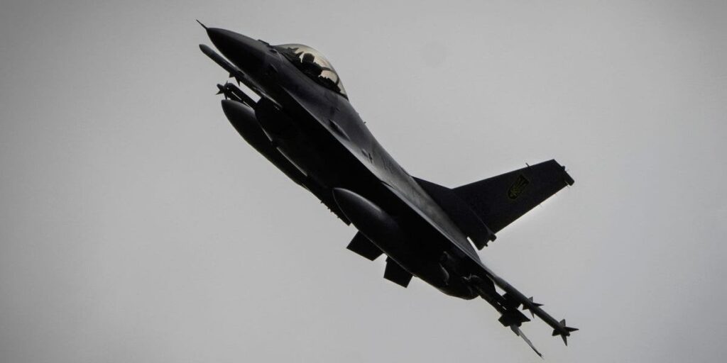 ウクライナは、F-16に関する情報を収集していたロシアのスパイ組織を摘発したと発表