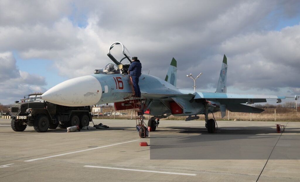 DIU、クリムスクでSu-27迎撃機を燃やす